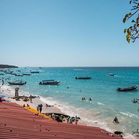 Hostel A Orilla Del Mar En Baru Cartagena Exteriér fotografie