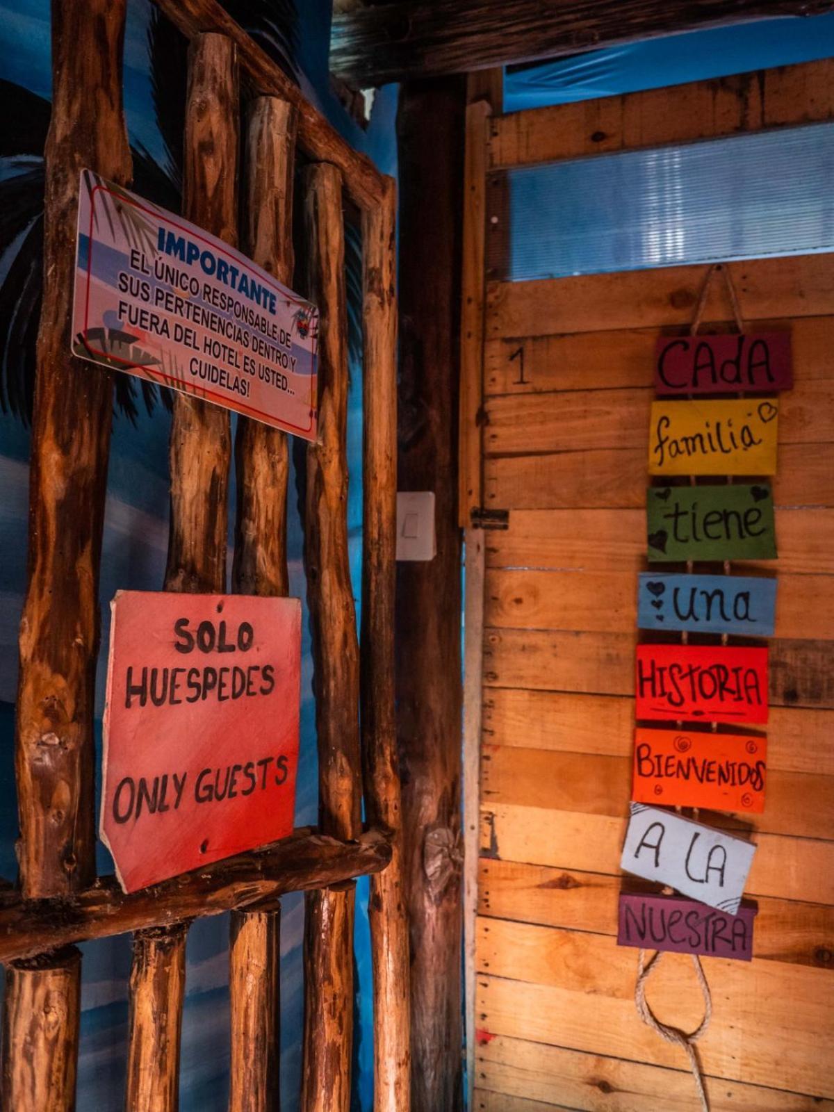 Hostel A Orilla Del Mar En Baru Cartagena Exteriér fotografie